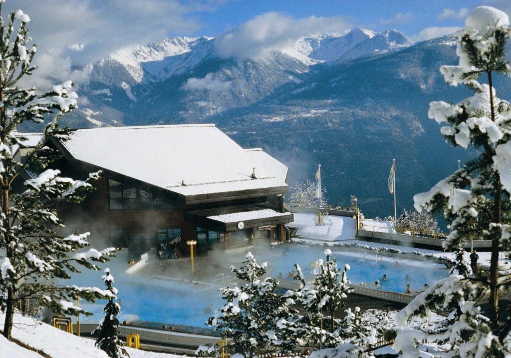 Hotel Les Bains D'Ovronnaz Luaran gambar