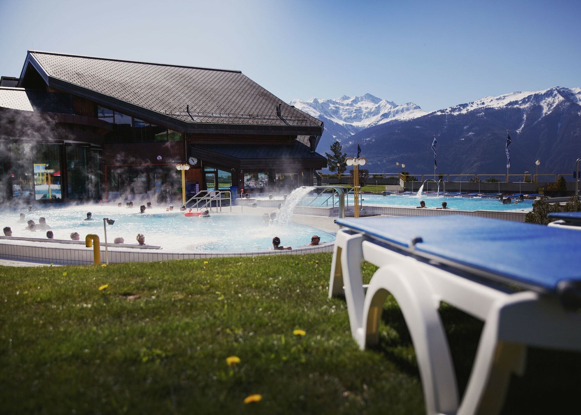 Hotel Les Bains D'Ovronnaz Luaran gambar