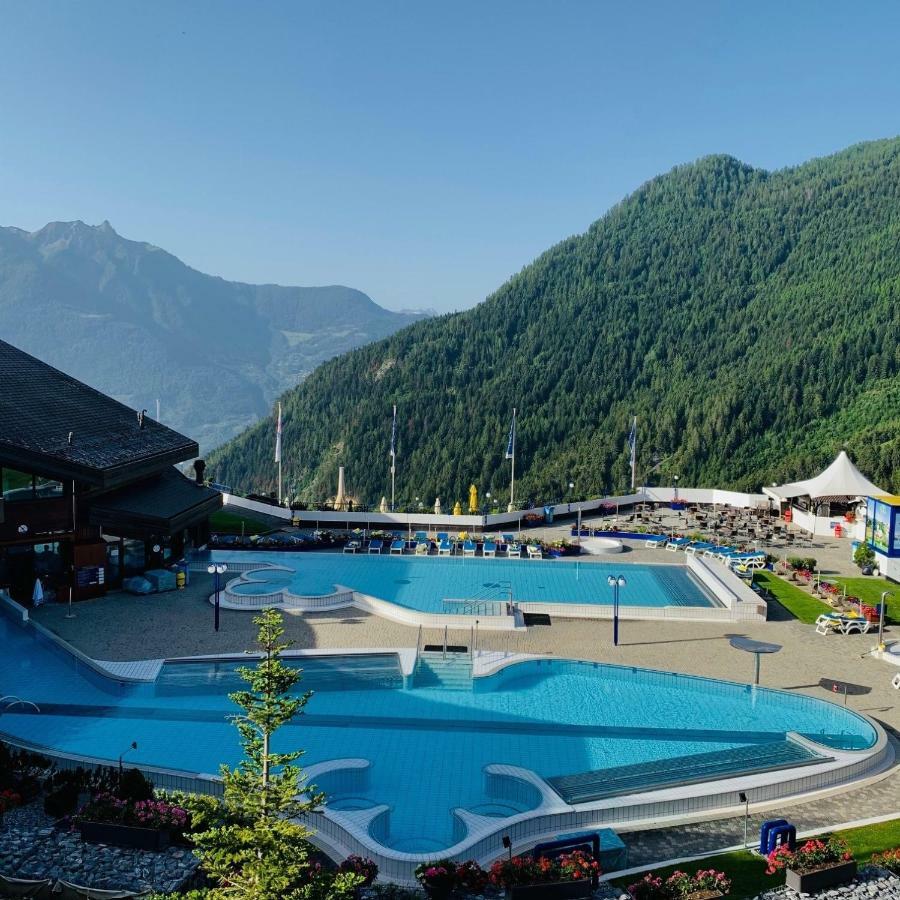 Hotel Les Bains D'Ovronnaz Luaran gambar